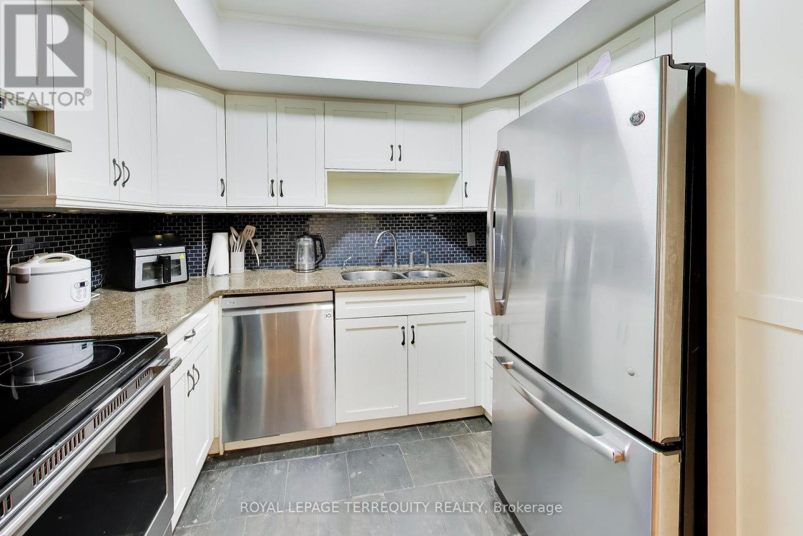 15 - 17 Pembroke Street, Toronto, Ontario  M5A 2N6 - Photo 14 - C13697866