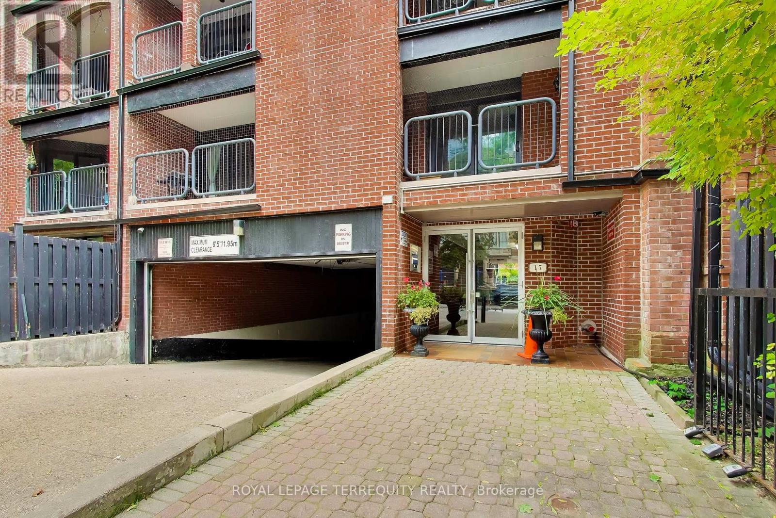 15 - 17 Pembroke Street, Toronto, Ontario  M5A 2N6 - Photo 4 - C13697866