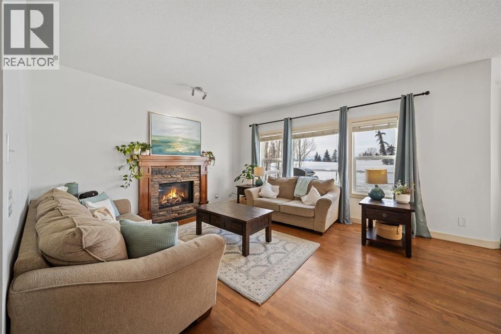 141 Crystal Green Drive, Okotoks, Alberta  T1S 0C8 - Photo 7 - A2338676