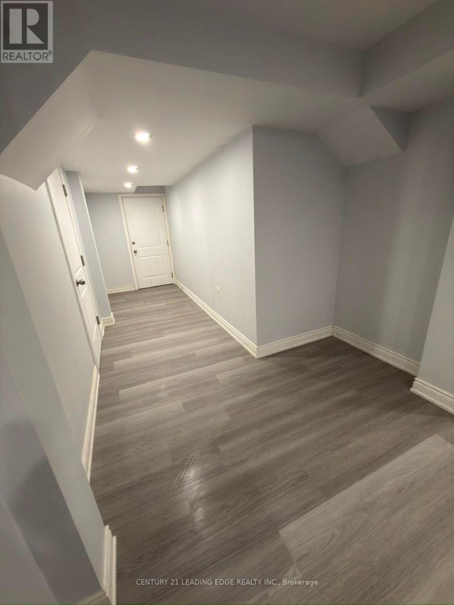 1373 Clearbrook Drive, Oshawa, Ontario  L1K 0G8 - Photo 10 - E13697888