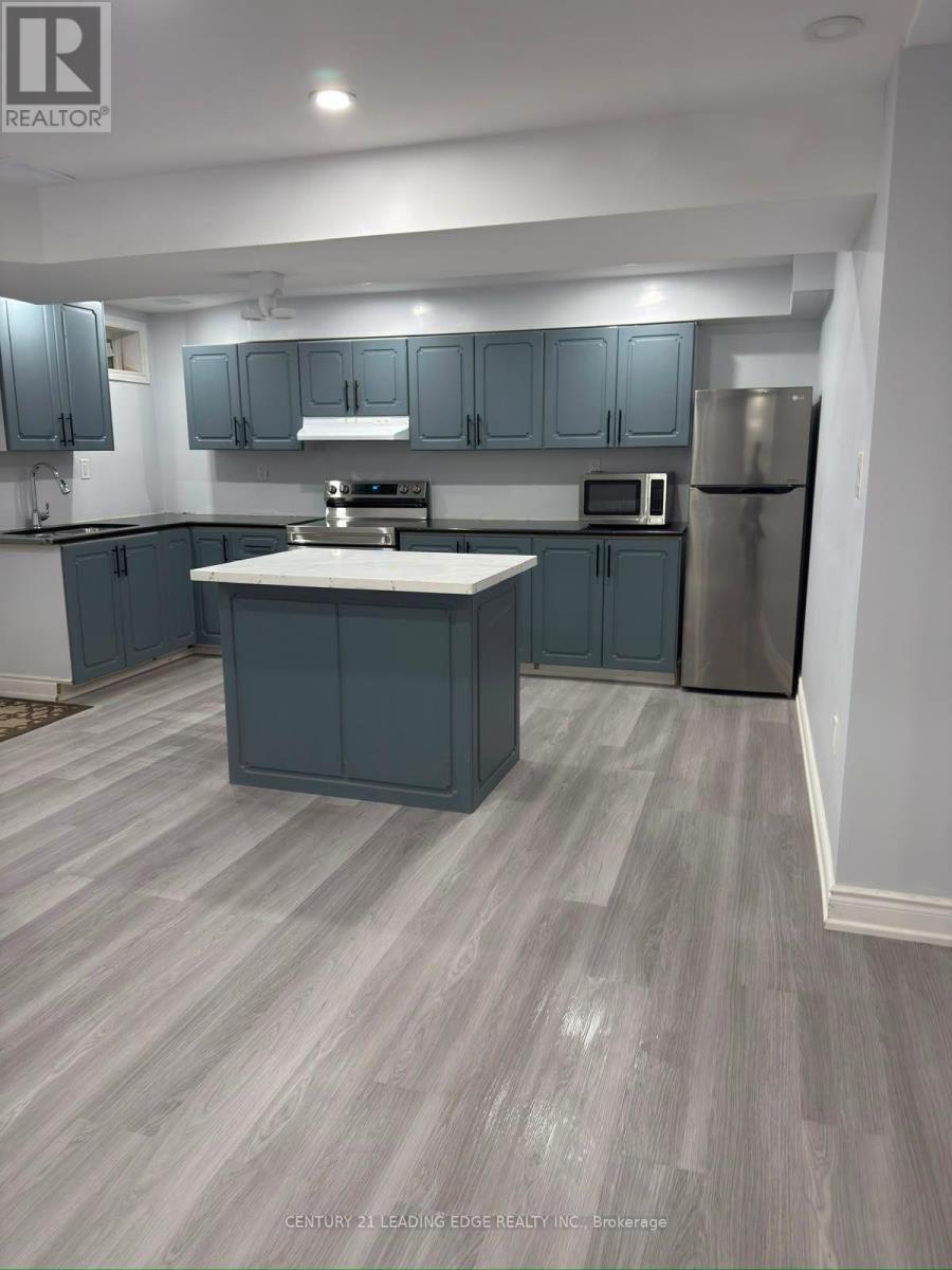 1373 Clearbrook Drive, Oshawa, Ontario  L1K 0G8 - Photo 3 - E13697888