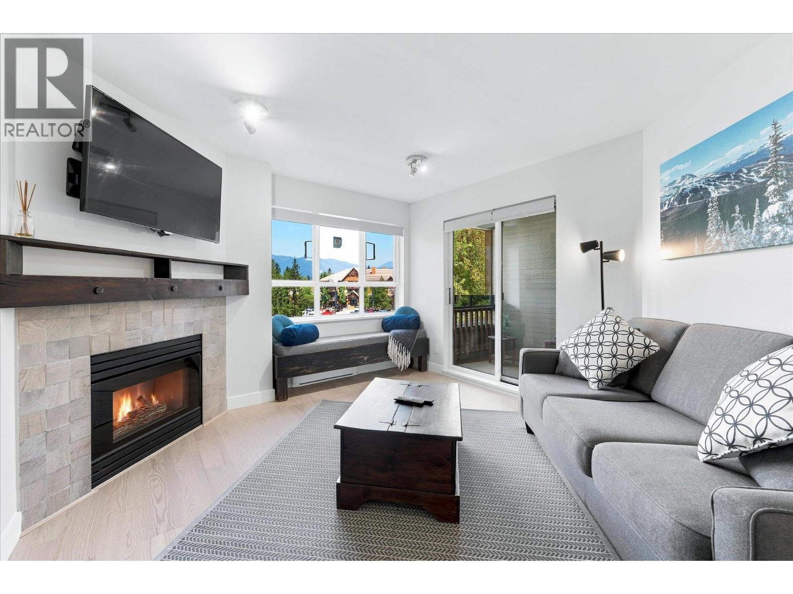 252 4340 Lorimer Road, Whistler, British Columbia  V8E 1A5 - Photo 3 - R3157647