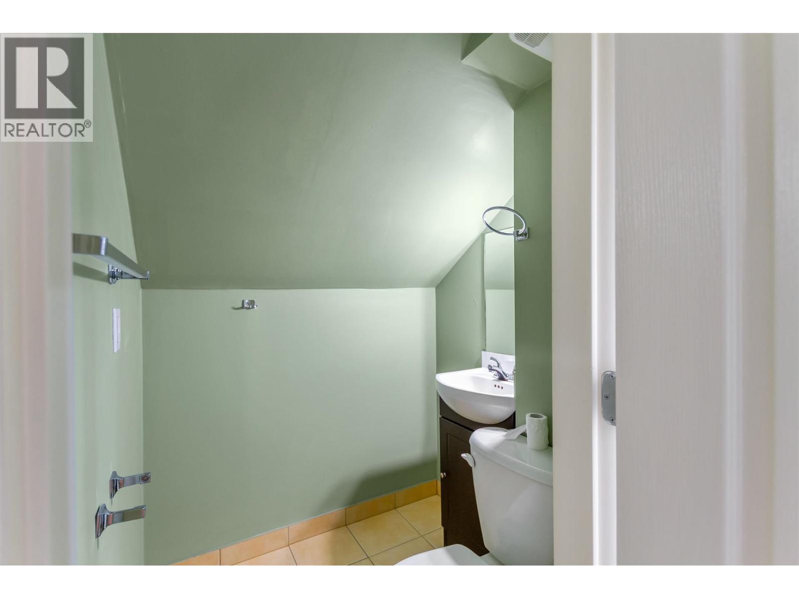 2119 E 30th Avenue, Vancouver, British Columbia  V5N 3A5 - Photo 10 - R3157650