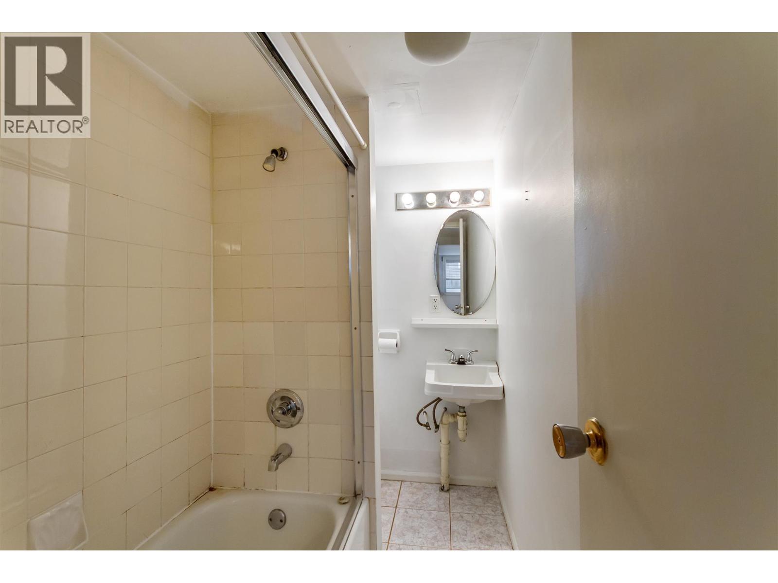 2119 E 30th Avenue, Vancouver, British Columbia  V5N 3A5 - Photo 13 - R3157650