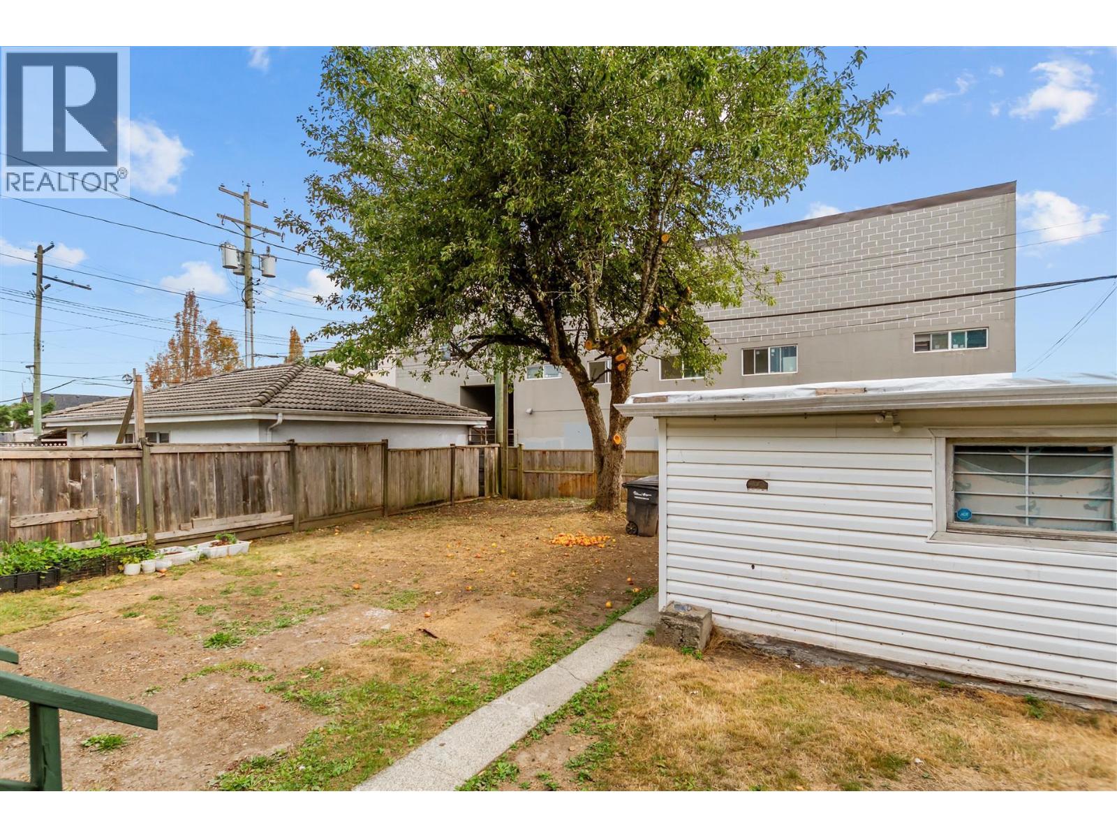 2119 E 30th Avenue, Vancouver, British Columbia  V5N 3A5 - Photo 17 - R3157650