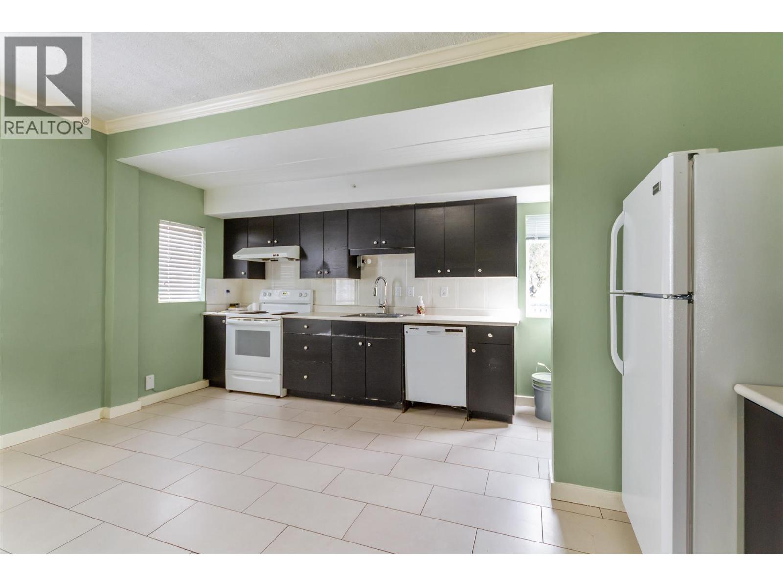 2119 E 30th Avenue, Vancouver, British Columbia  V5N 3A5 - Photo 3 - R3157650