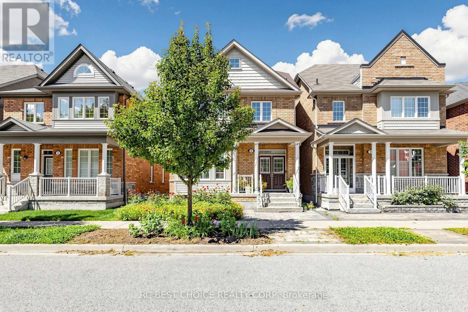 18 CHAUNCEY COURT, Markham, Ontario