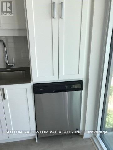 2906 - 7895 Jane Street, Vaughan, Ontario  L4K 2M7 - Photo 12 - N13697860