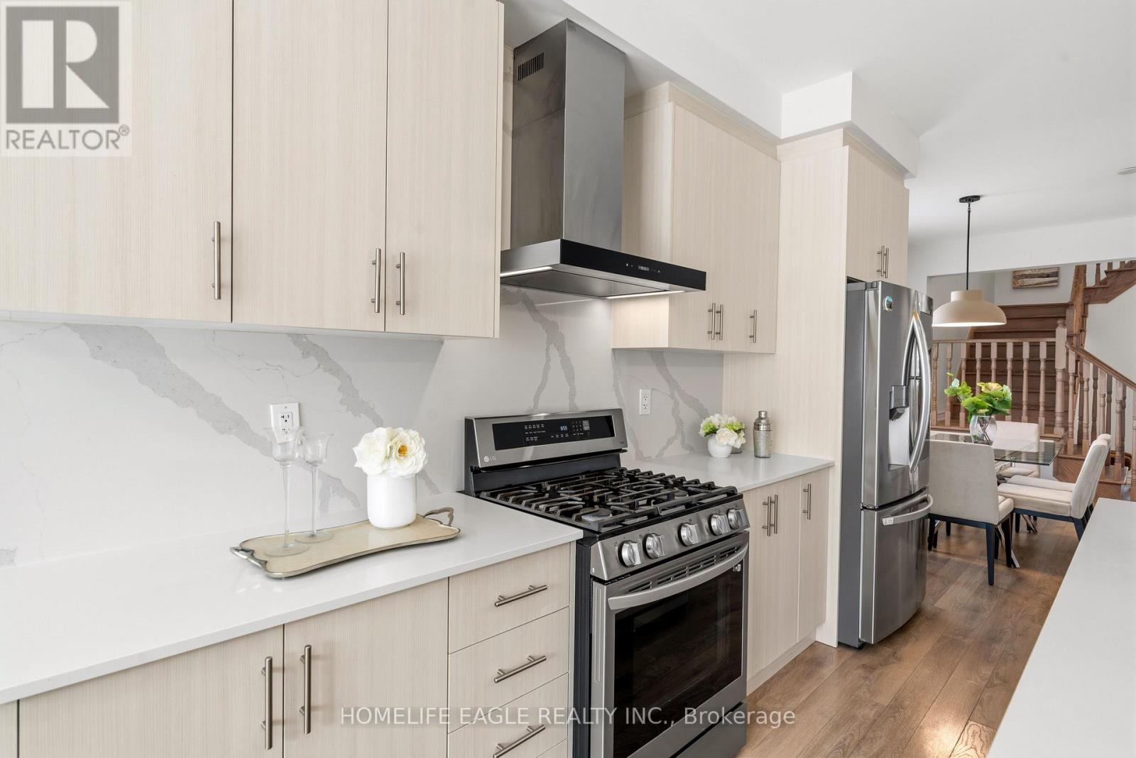 20 Viola Street, East Gwillimbury, Ontario  L9N 0T6 - Photo 13 - N13697876