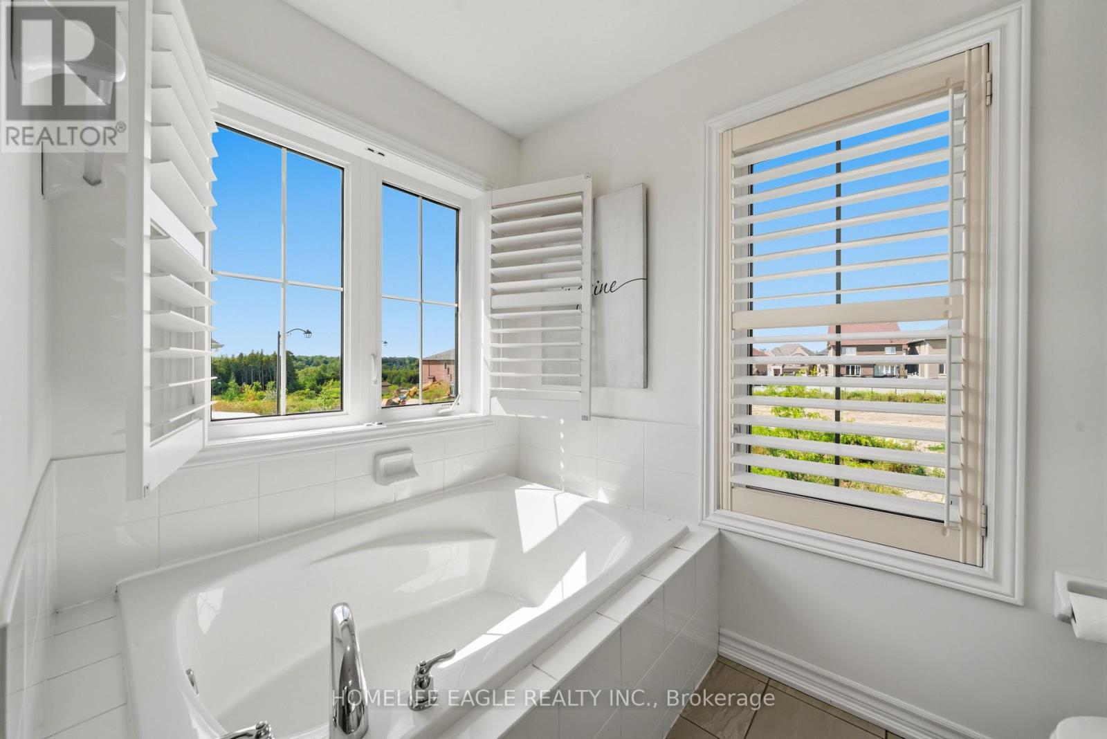20 Viola Street, East Gwillimbury, Ontario  L9N 0T6 - Photo 22 - N13697876