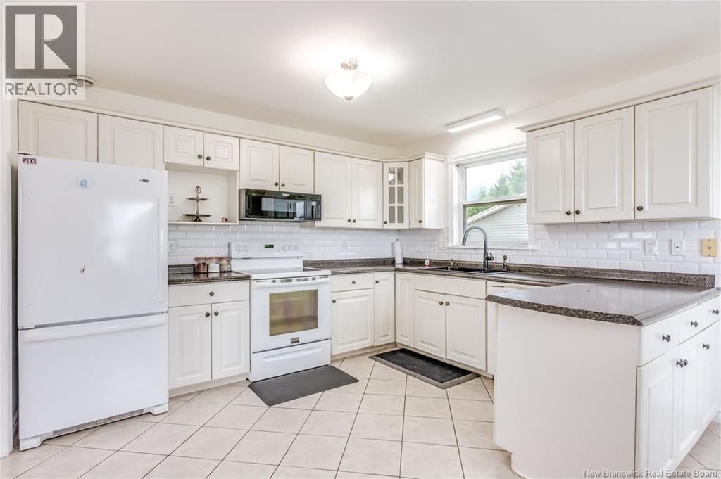 111 Scotiaview Drive, Saint John, New Brunswick  E2M 4E9 - Photo 12 - NB146108