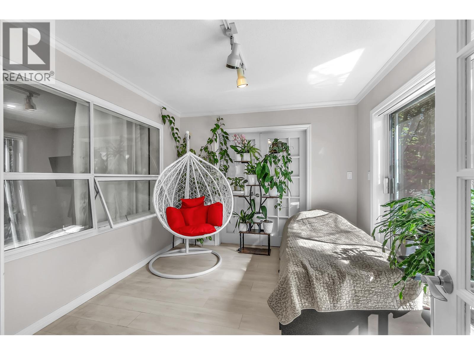 207 1500 Ostler Court, North Vancouver, British Columbia  V7G 2S2 - Photo 15 - R3152604