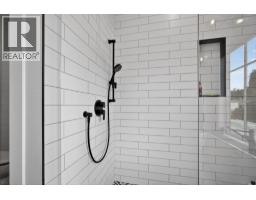 697 Balsam Road, Kelowna, British Columbia  V1W 1C1 - Photo 33 - 10382964