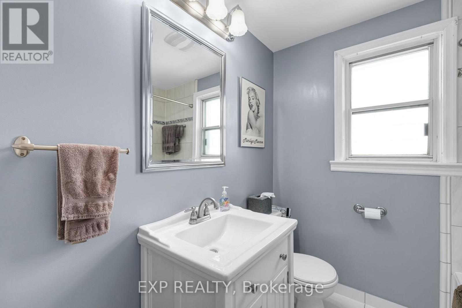 48 Sixteenth Street, Toronto, Ontario  M8V 3J8 - Photo 20 - W13682280