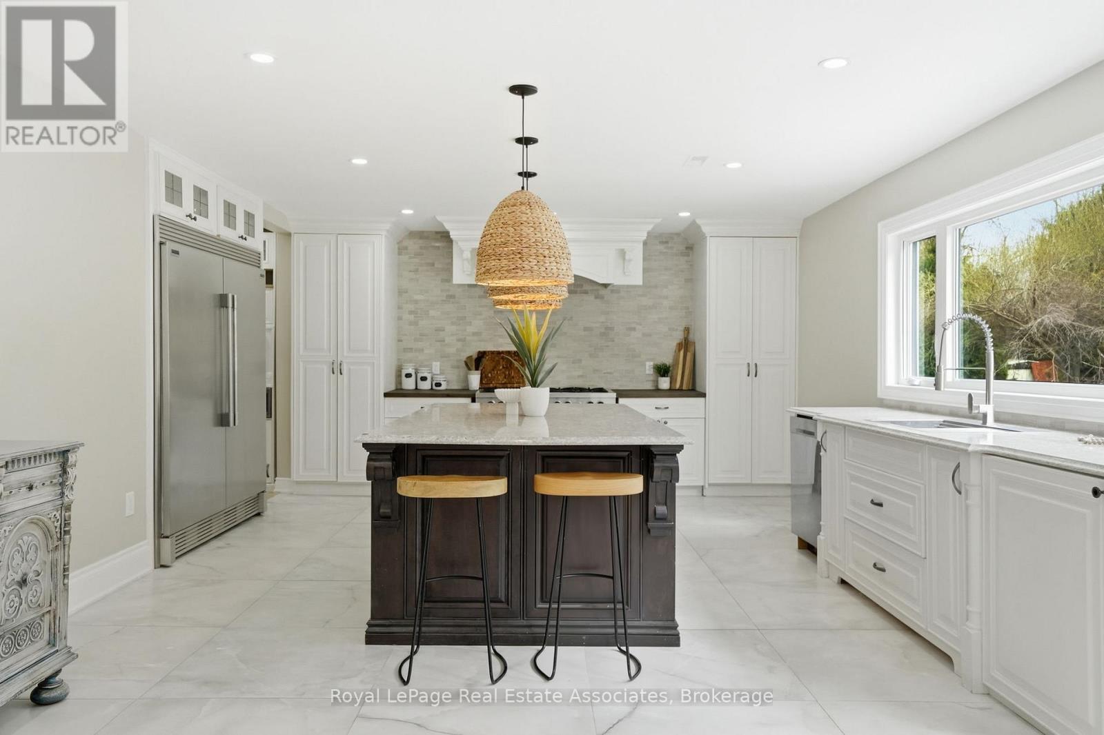 161 Mill Street, Halton Hills, Ontario  L7G 2C4 - Photo 10 - W13697808