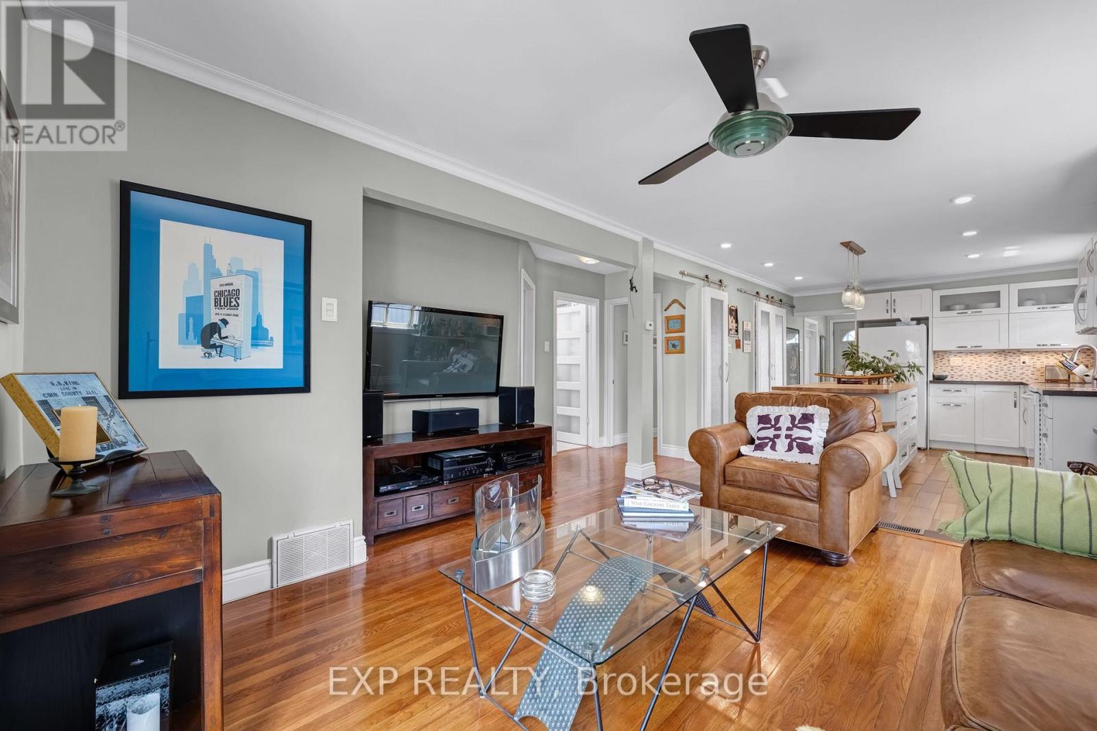 48 Sixteenth Street, Toronto, Ontario  M8V 3J8 - Photo 14 - W13682280