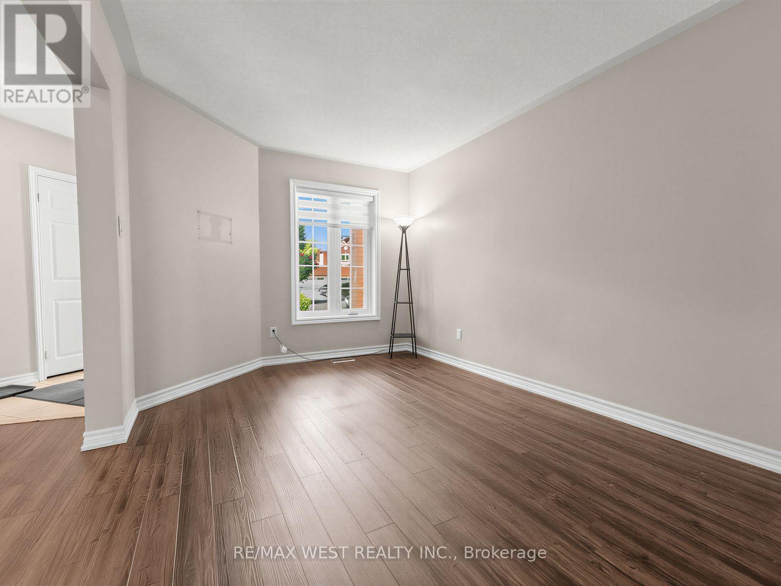112 Jordan Drive, Orangeville, Ontario  L9W 4W7 - Photo 7 - W13697854