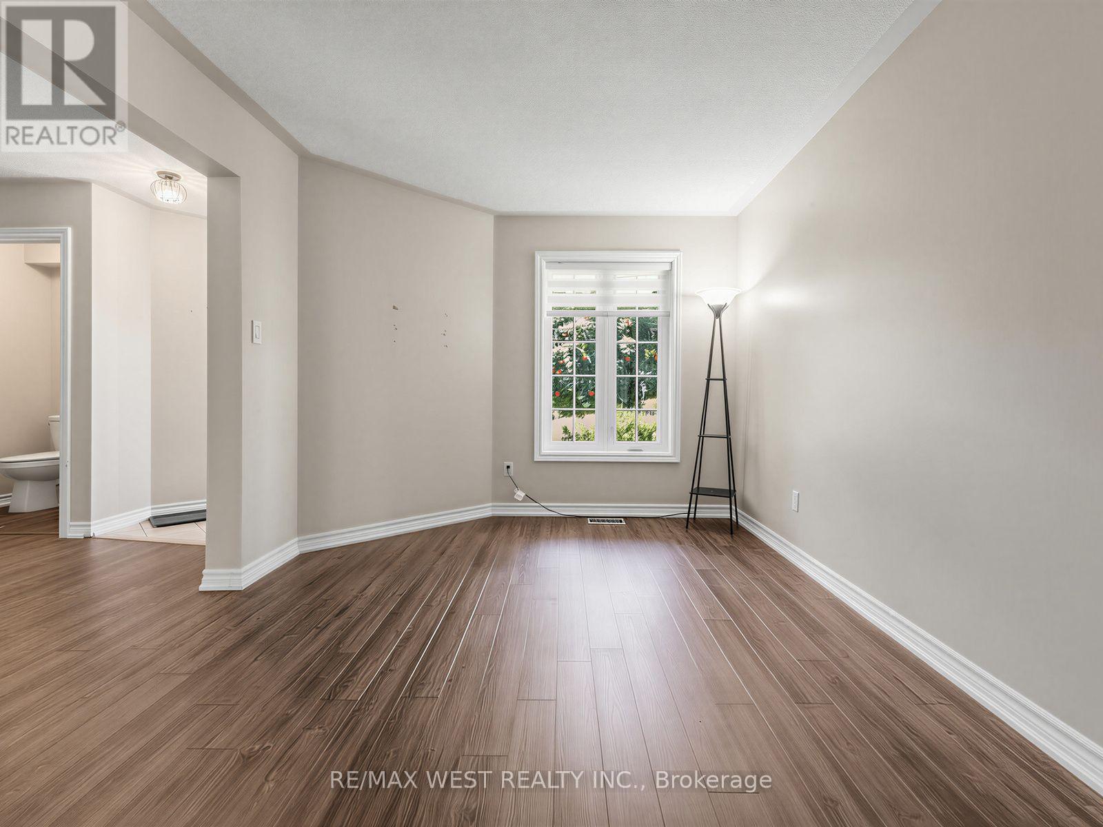 112 Jordan Drive, Orangeville, Ontario  L9W 4W7 - Photo 8 - W13697854