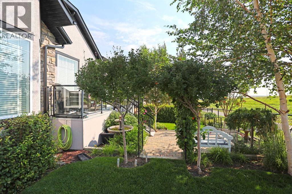 92 Sherwood Rise NW, Calgary, Alberta  T3R 1P6 - Photo 40 - A2334159