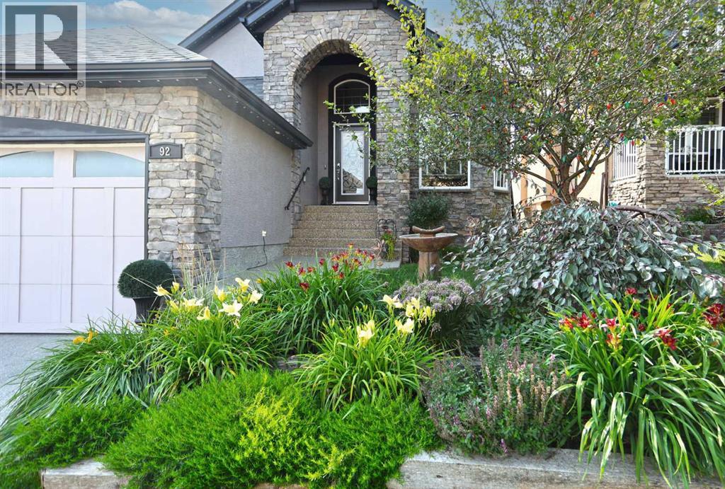 92 Sherwood Rise NW, Calgary, Alberta  T3R 1P6 - Photo 45 - A2334159