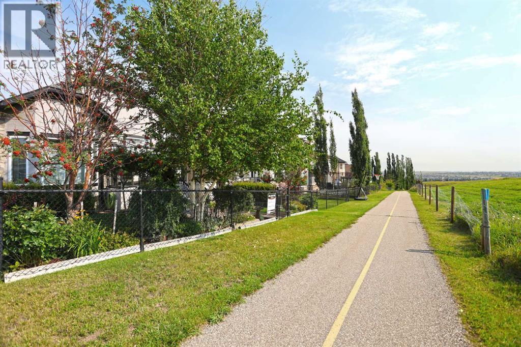 92 Sherwood Rise NW, Calgary, Alberta  T3R 1P6 - Photo 47 - A2334159