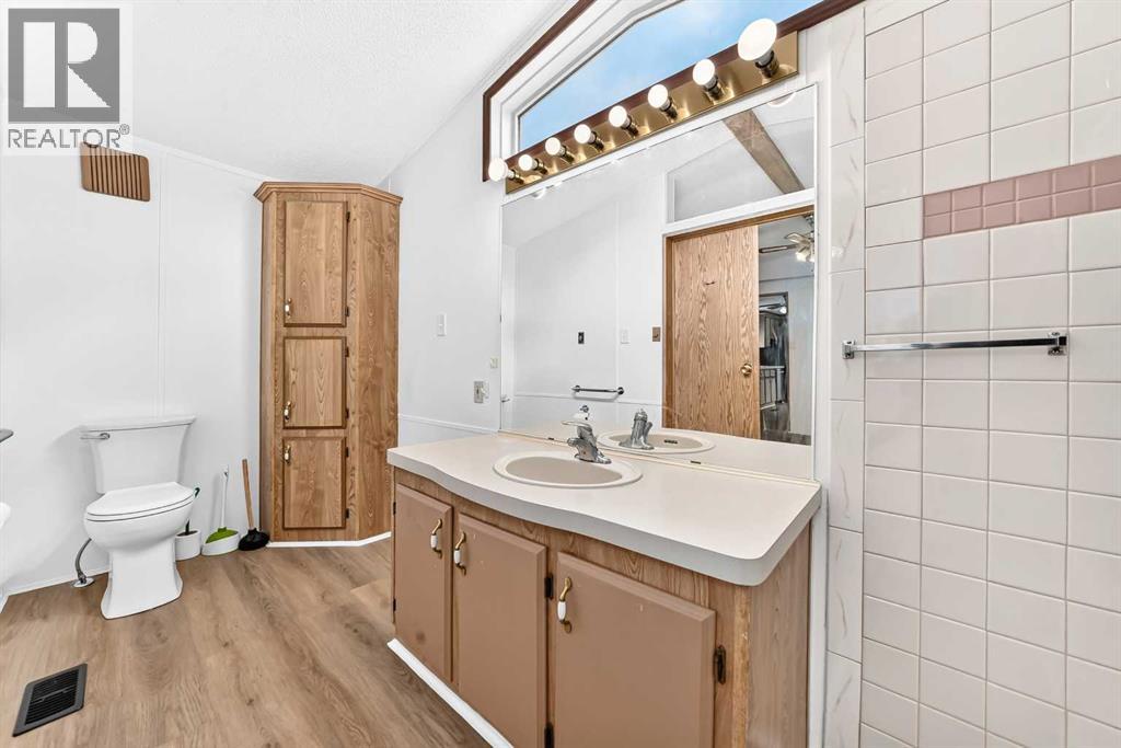 262 Burroughs Circle NE, Calgary, Alberta  T1Y 6K3 - Photo 19 - A2335918
