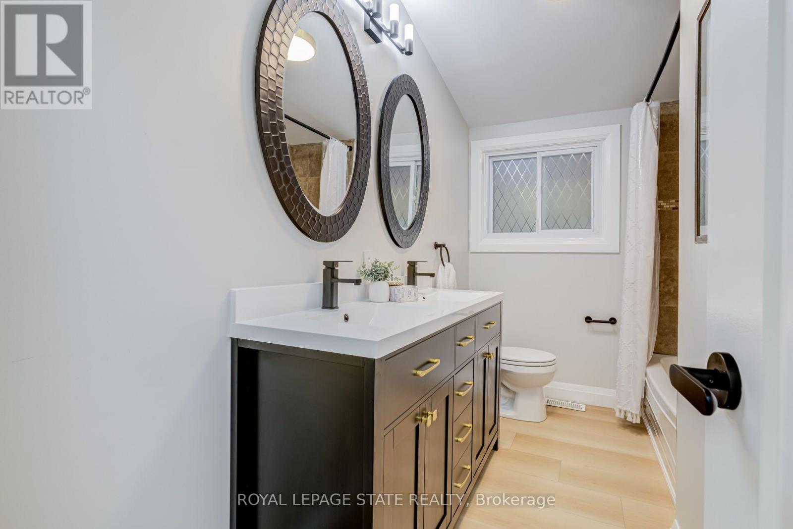 28 Helen Street, Hamilton, Ontario  L9H 1N3 - Photo 22 - X13697824