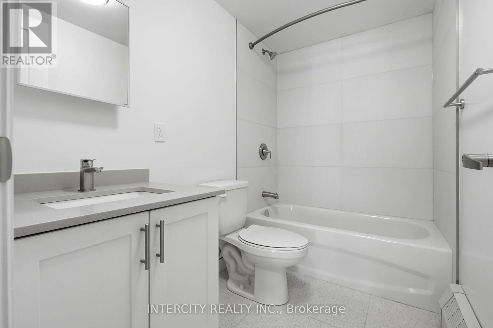 3 - 91 Wentworth Street S, Hamilton, Ontario  L8N 2Y9 - Photo 11 - X13697834