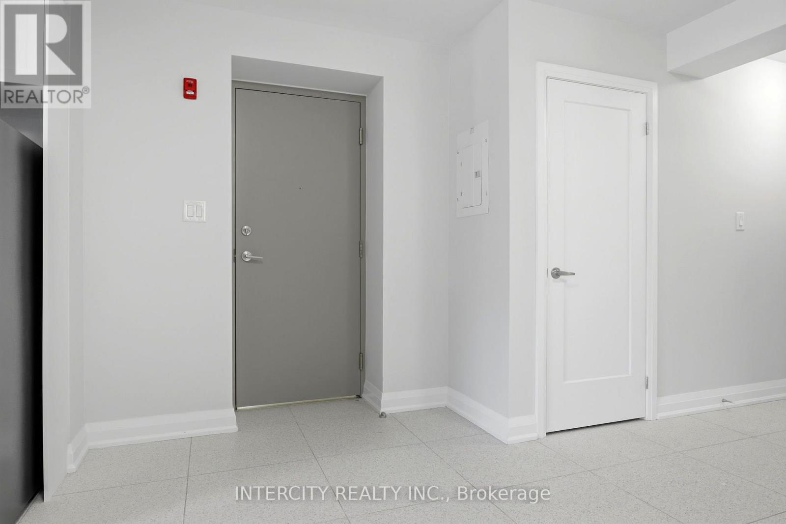 3 - 91 Wentworth Street S, Hamilton, Ontario  L8N 2Y9 - Photo 4 - X13697834