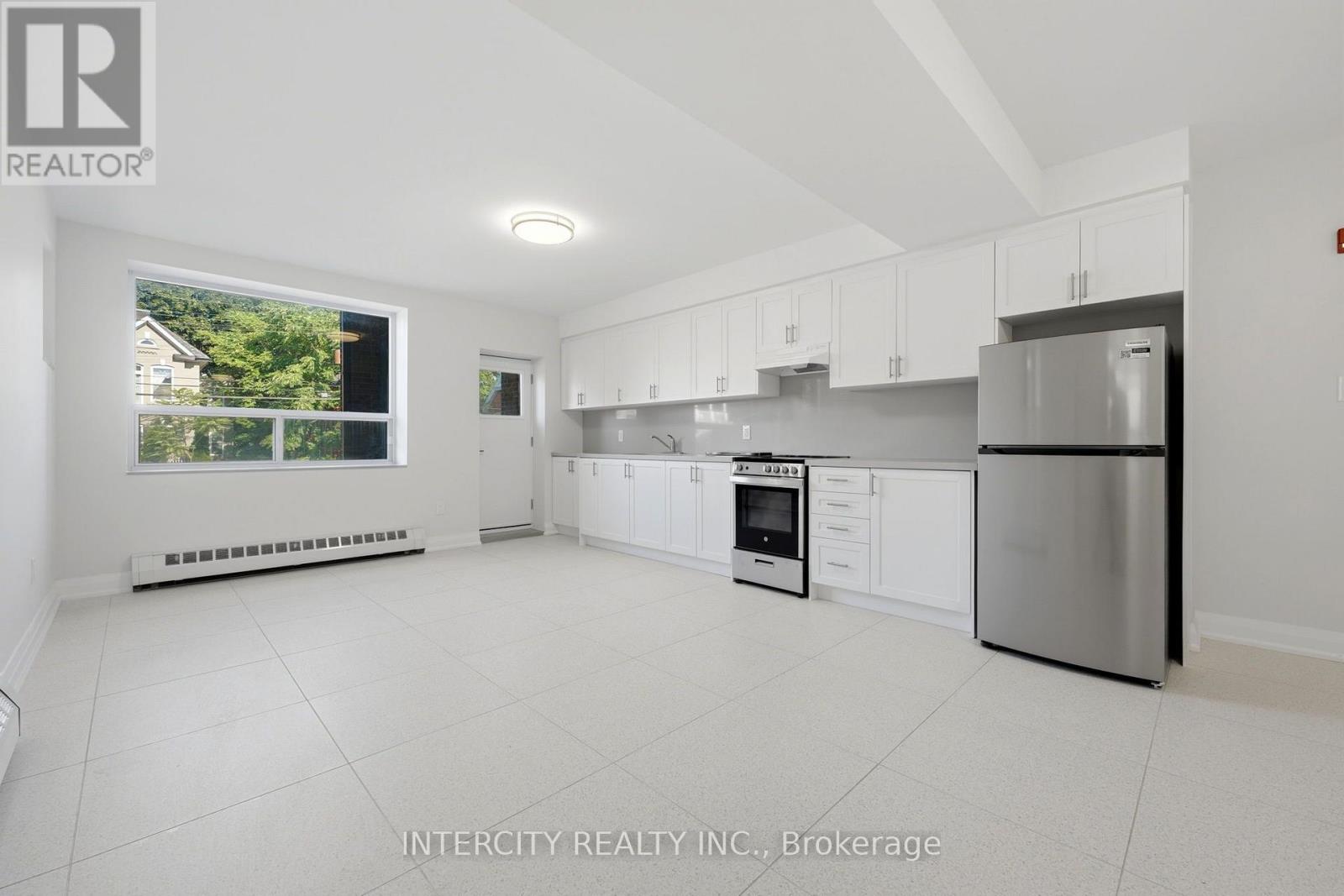 3 - 91 Wentworth Street S, Hamilton, Ontario  L8N 2Y9 - Photo 6 - X13697834
