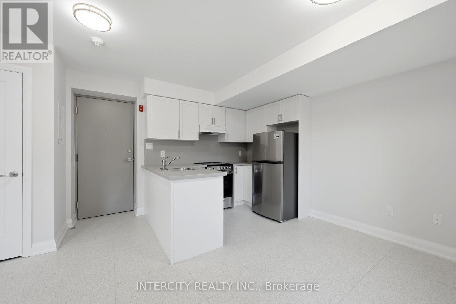 2 - 91 Wentworth Street S, Hamilton, Ontario  L8N 2Y9 - Photo 10 - X13697836