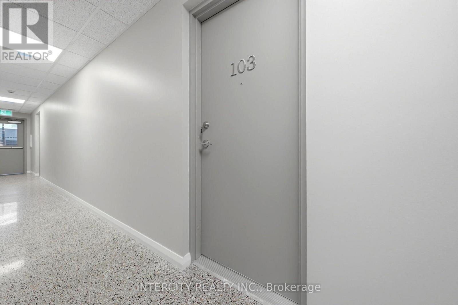 2 - 91 Wentworth Street S, Hamilton, Ontario  L8N 2Y9 - Photo 2 - X13697836