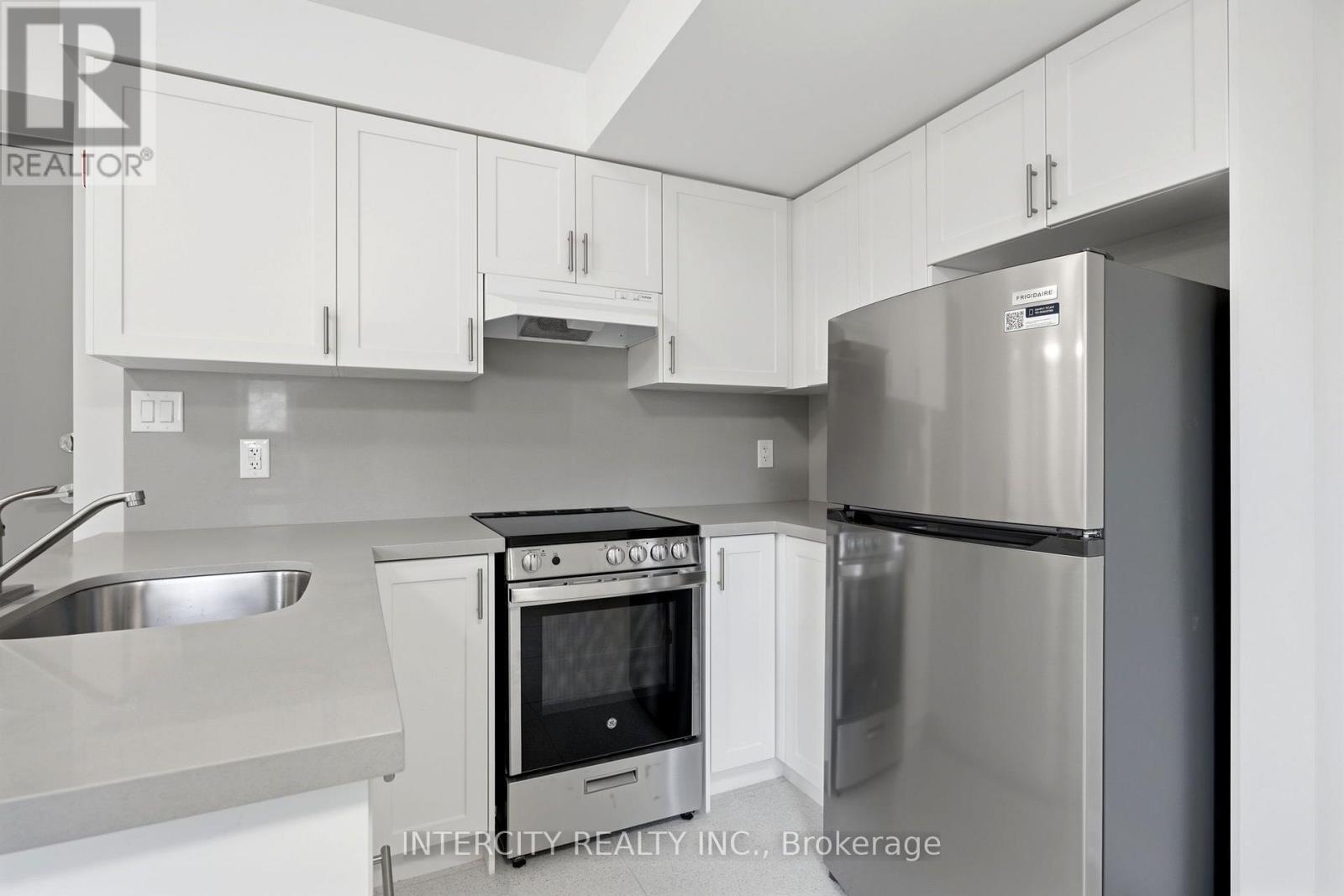 2 - 91 Wentworth Street S, Hamilton, Ontario  L8N 2Y9 - Photo 7 - X13697836