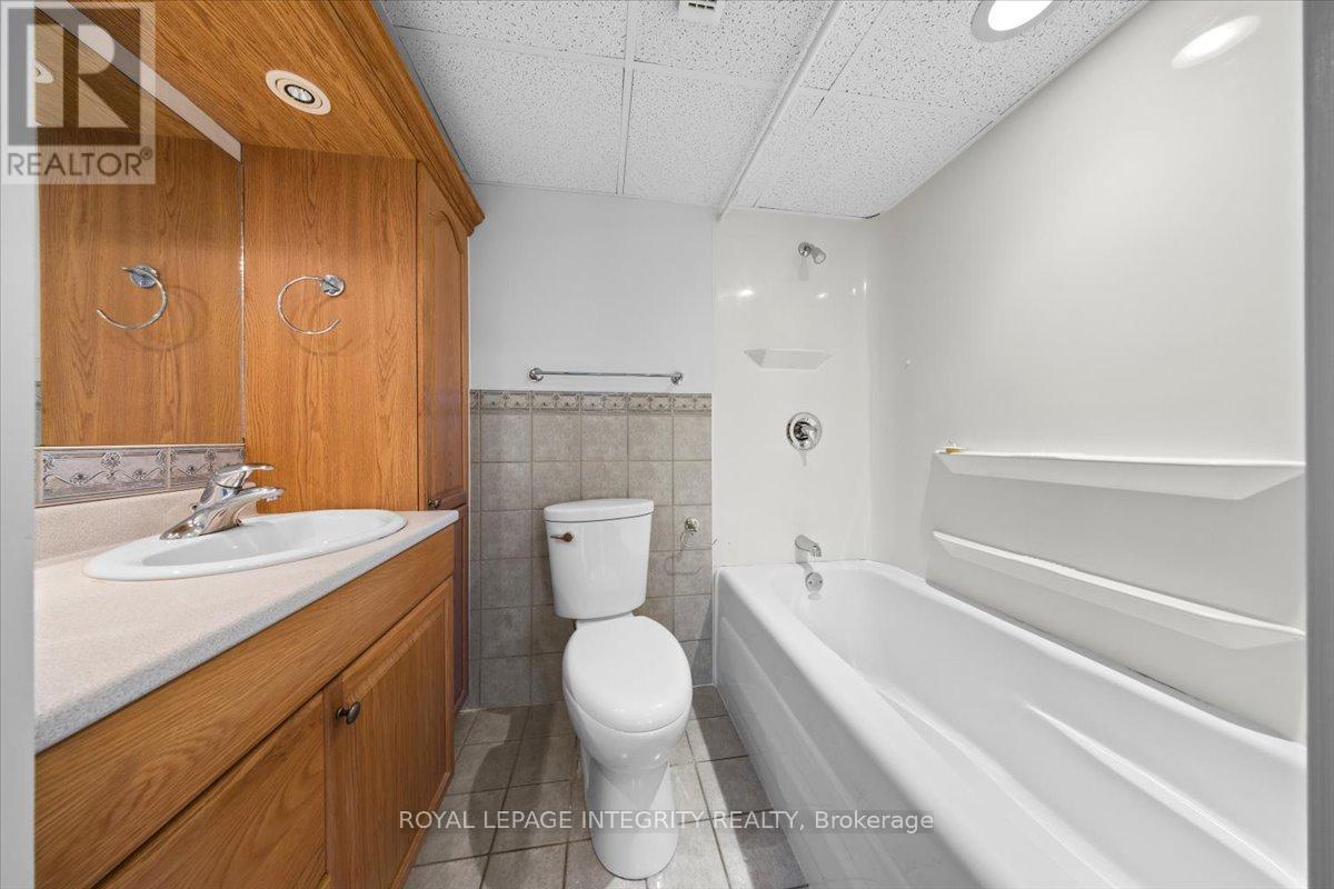703 - 1190 Richmond Road, Ottawa, Ontario  K2B 8J3 - Photo 18 - X12768362
