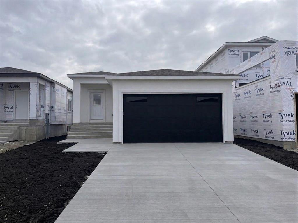 916 Mclean Avenue, Selkirk, Manitoba  R1A 4P8 - Photo 0 - 202620968