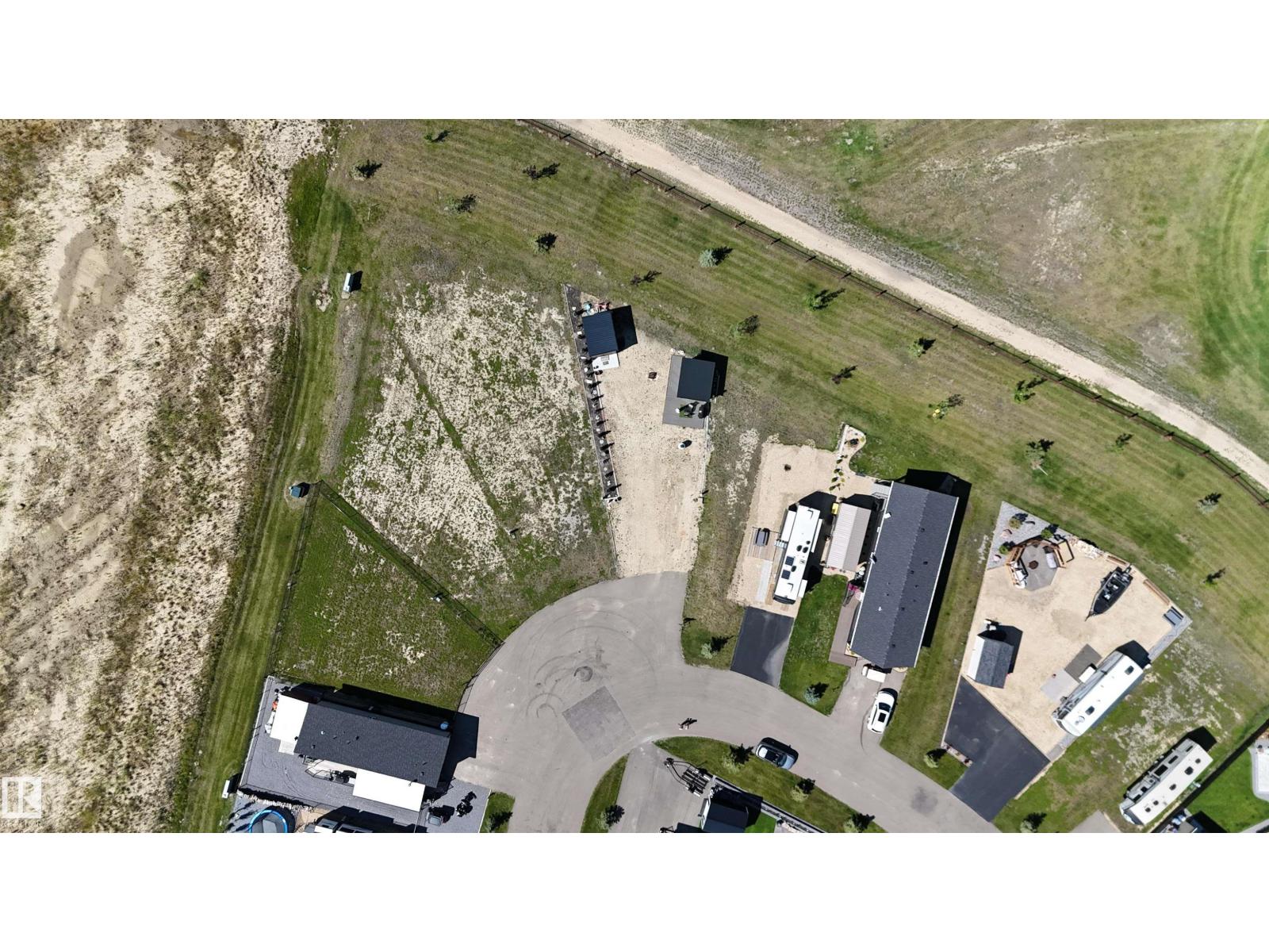 #198 41019 Range Road 11, Rural Lacombe County, Alberta T0C 0J1 - Photo 1 - E4500035