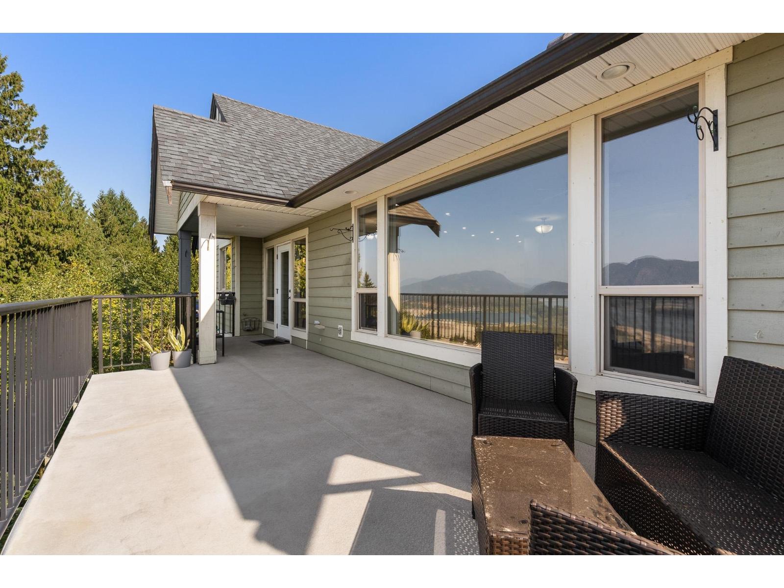 43726 Alameda Drive, Chilliwack Mountain, Chilliwack, British Columbia  V2R 0J9 - Photo 20 - R3157633