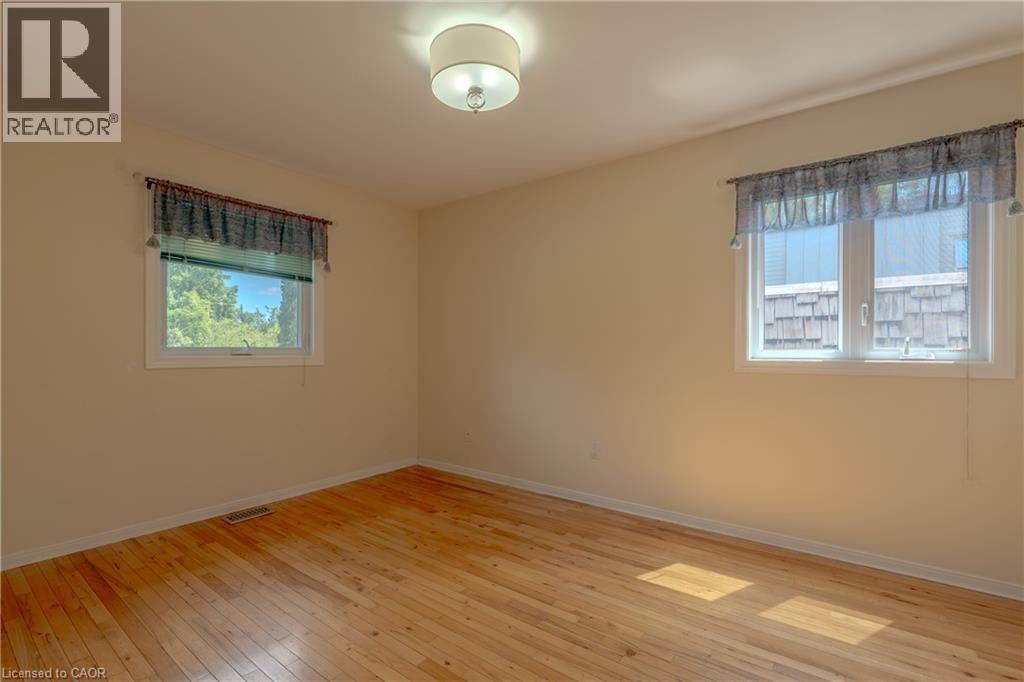 1129 Scenic Drive, Hamilton, Ontario  L9C 1H8 - Photo 18 - 40849965
