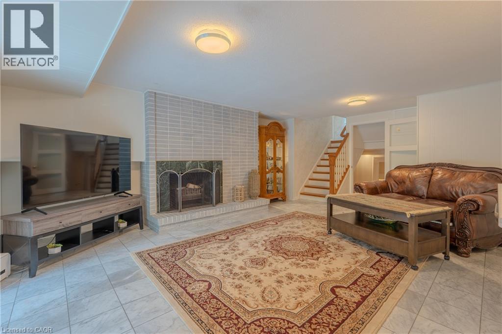 1129 Scenic Drive, Hamilton, Ontario  L9C 1H8 - Photo 30 - 40849965