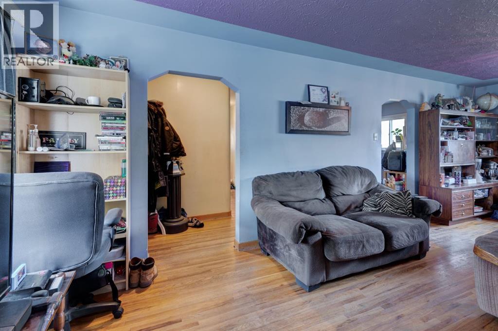 2620 5 Avenue NW, Calgary, Alberta  T2N 0T6 - Photo 5 - A2323081