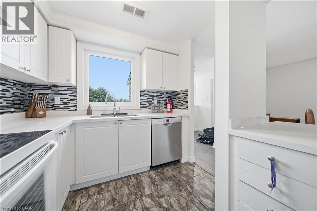 65 Glamis Road Unit# 19, Cambridge, Ontario  N1R 6W4 - Photo 9 - 40853663