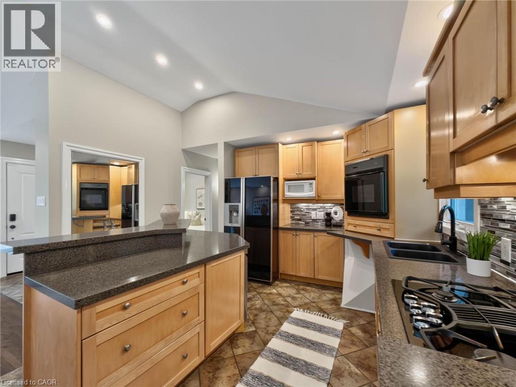 1239 Baldwin Drive, Oakville, Ontario  L6J 2W4 - Photo 8 - 40855277