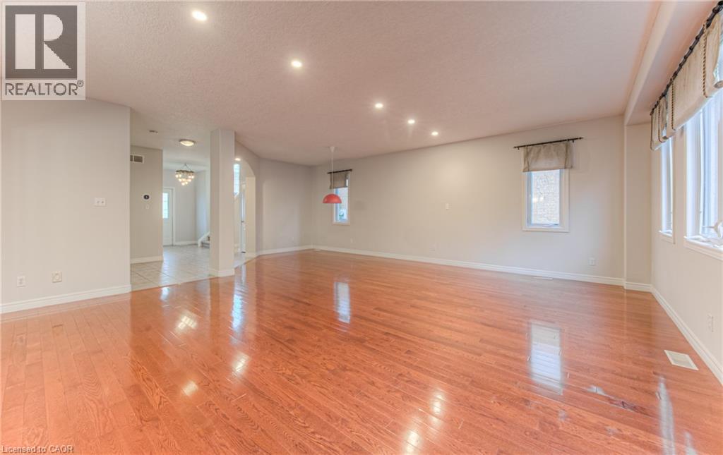 722 Salzburg Drive, Waterloo, Ontario  N2V 2N7 - Photo 9 - 40856168