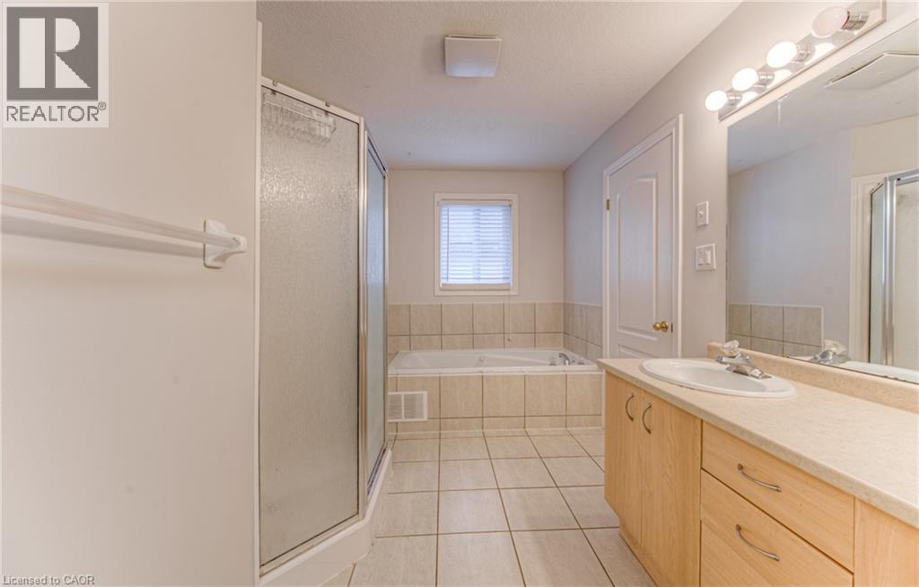 722 Salzburg Drive, Waterloo, Ontario  N2V 2N7 - Photo 20 - 40856168