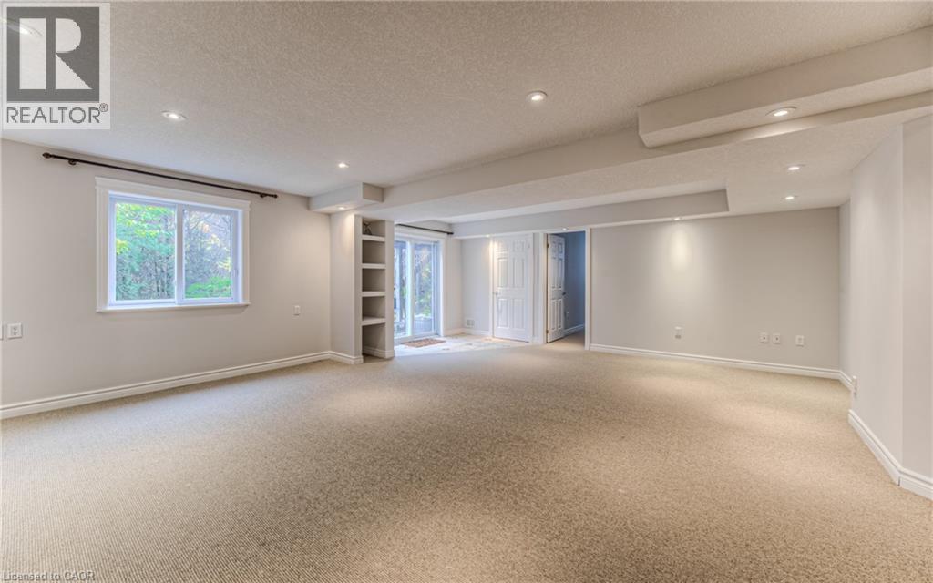 722 Salzburg Drive, Waterloo, Ontario  N2V 2N7 - Photo 29 - 40856168