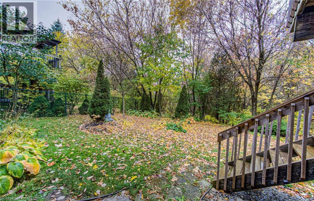 722 Salzburg Drive, Waterloo, Ontario  N2V 2N7 - Photo 40 - 40856168