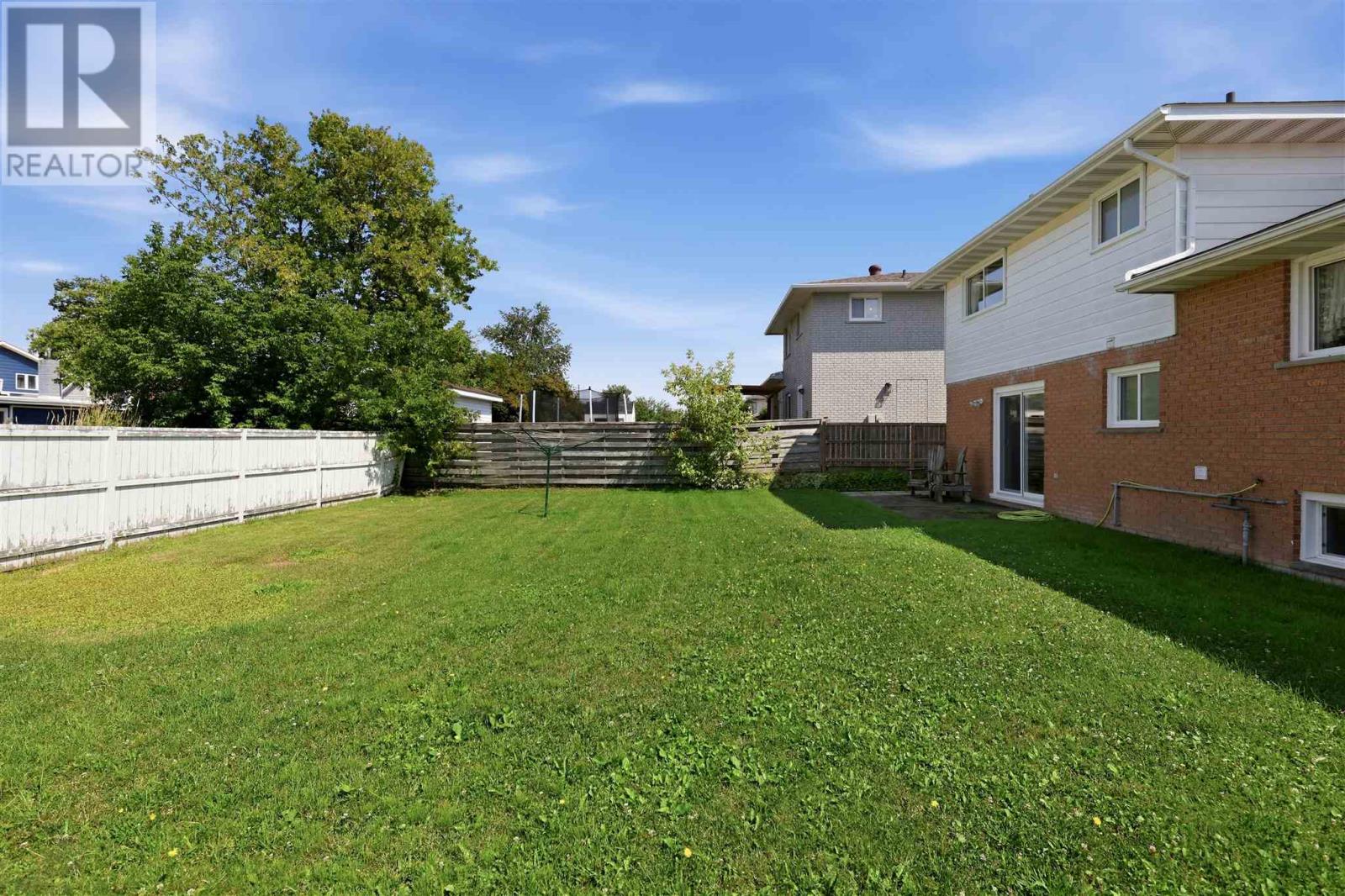 40 Norden Cres, Sault Ste. Marie, Ontario  P6B 5T2 - Photo 2 - SM262256