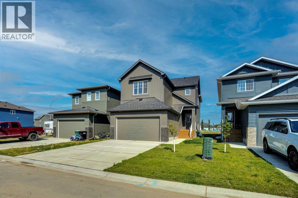 534 Ranch Green, Strathmore, Alberta  T1P 2H9 - Photo 4 - A2337820