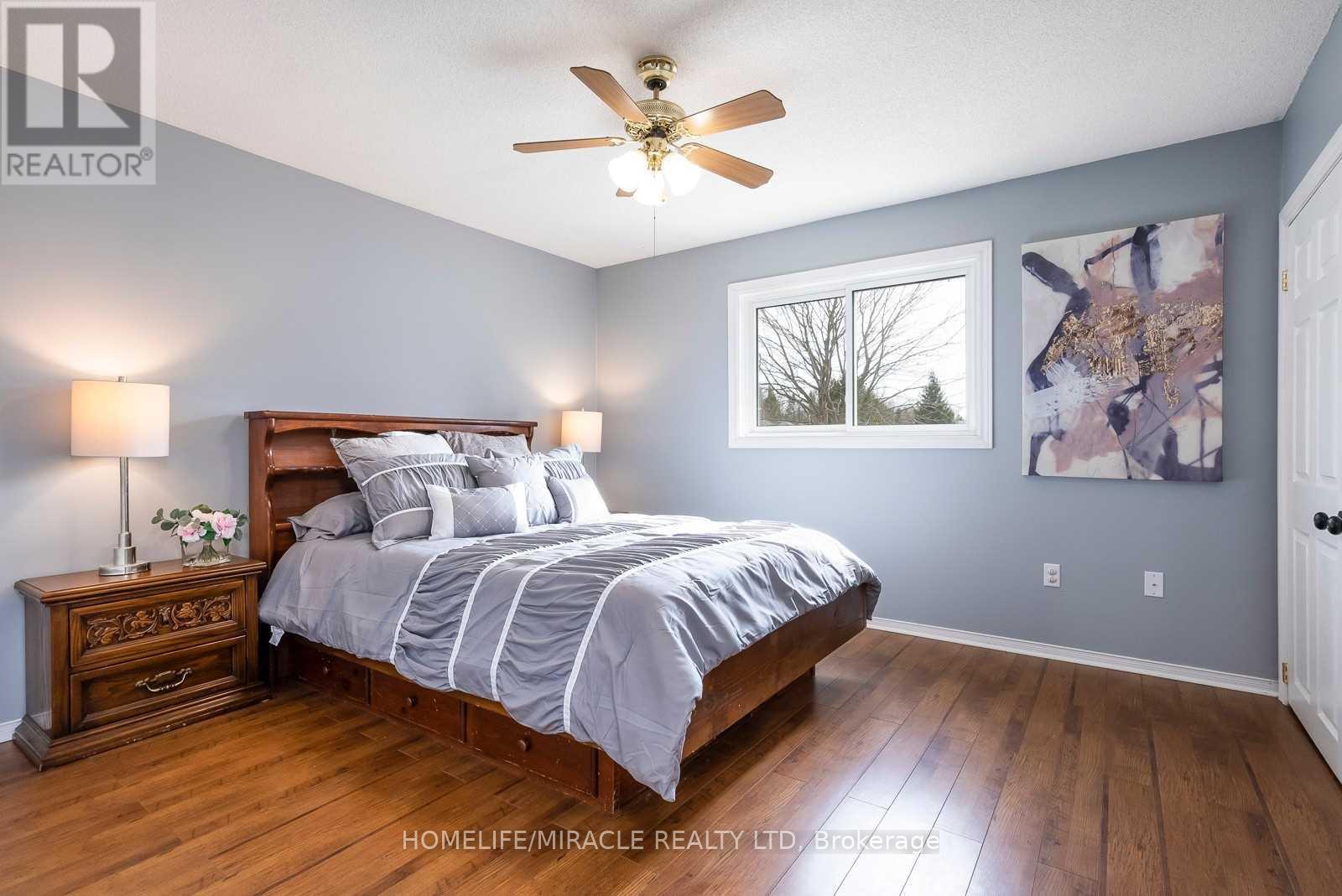 214 Dyer Drive, Wasaga Beach, Ontario L9Z 1E5 - Photo 12 - S13694144