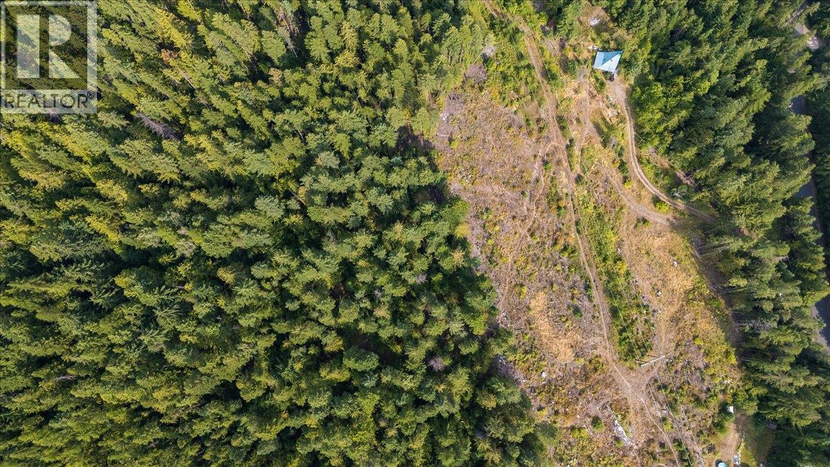 7025 Rogers Road, Balfour, British Columbia V1L 6S5 - Photo 12 - 10397833